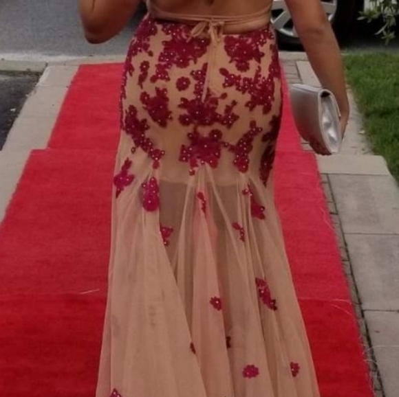 Wedding Guest Dress - Fits size 4 to 6 - Picture 3 of 4